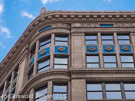 4th image of 1145 Griswold St #803