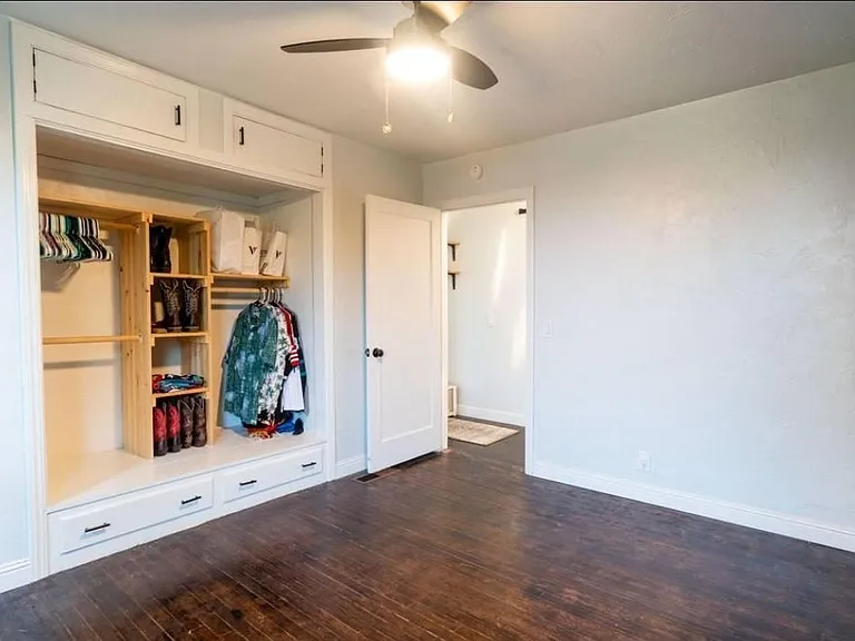 2250 Alameda Ave — Photo 15