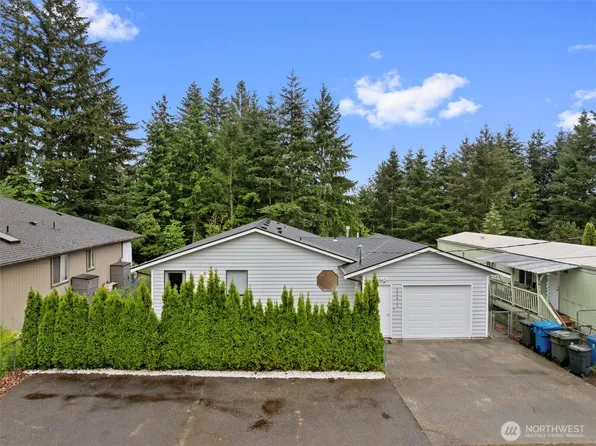 32417 2nd Avenue, Black Diamond, WA 98010