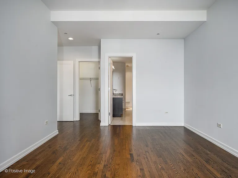 6 N Michigan Ave #80-J — Photo 12