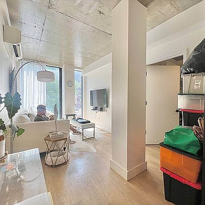 3rd image of 152 Manhattan Ave APT 2C