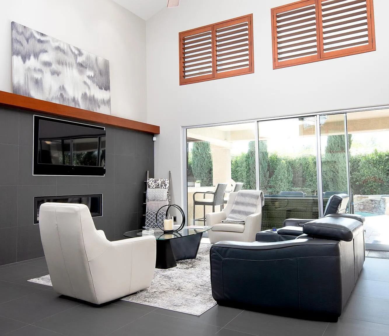 4 bed, 2397 sqft, $6,000 — Photo 2