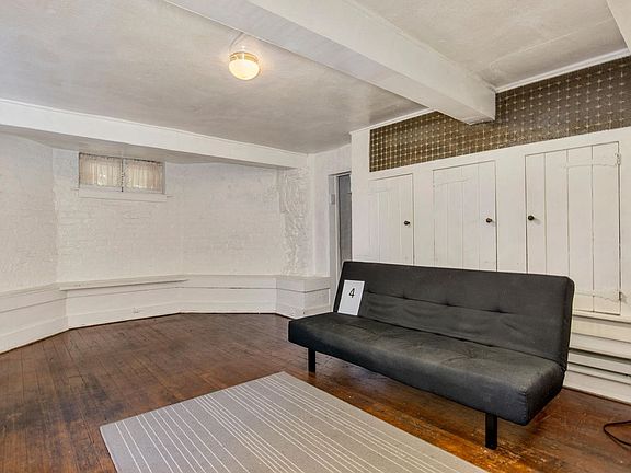 3rd image of 1119 N Pearl St #4