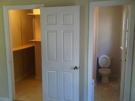 master closet and bath with stand up shower