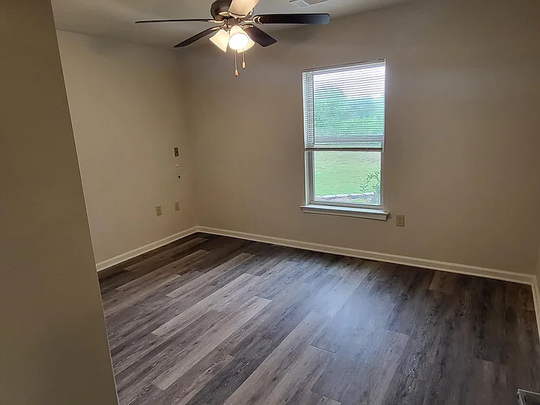 8535 Halcyon Pointe Dr — Photo 10