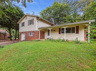 10004 Dalroy Ct, Fairfax, VA 22032