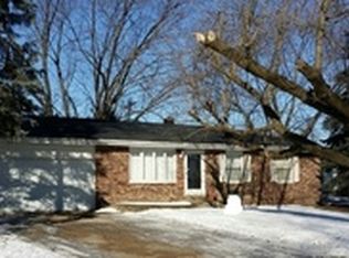 1802 Mulberry Dr, Montgomery, IL 60538