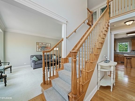 2nd image of 833 Wingfoot Dr