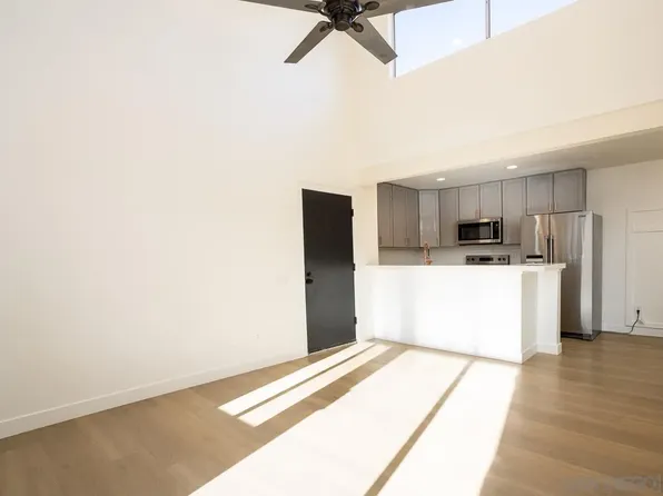 7740 Margerum Ave Unit 209, San Diego, CA 92120