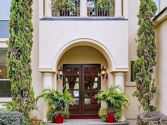 Elegant Front Entry