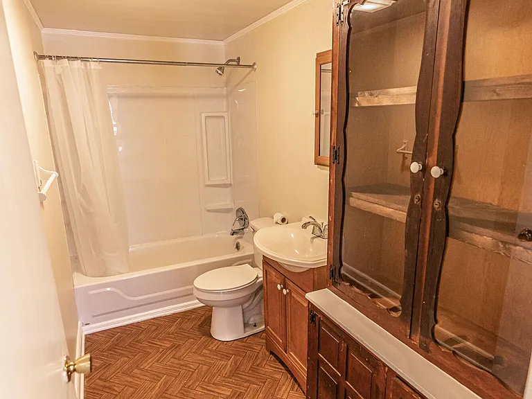 885 S Stephens St — Photo 19