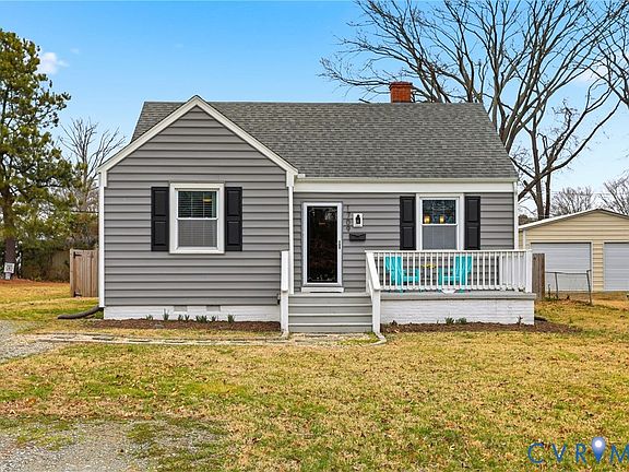 2nd image of 1709 Betty Ln