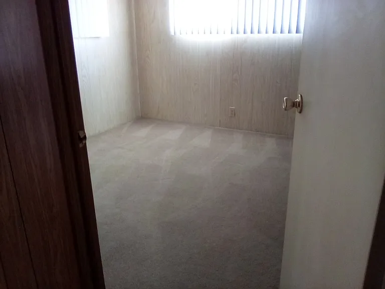 12447 Fairway Ave — Photo 9