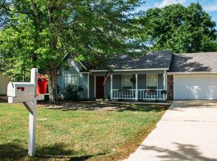 3320 Seagrape Dr, Gautier, MS 39553