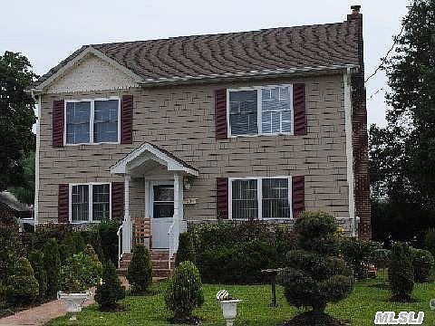 5th image of 22 Bogart St