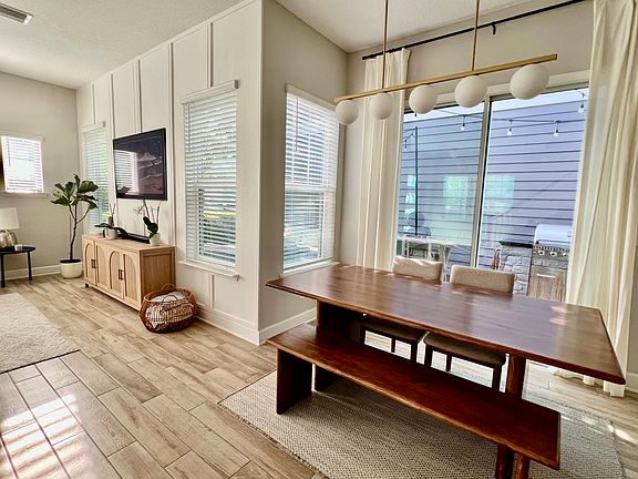 5th image of 7401 Beach Walk Pl
