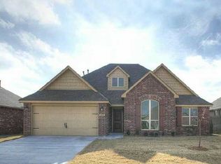 4817 E Dallas St, Broken Arrow, OK 74014