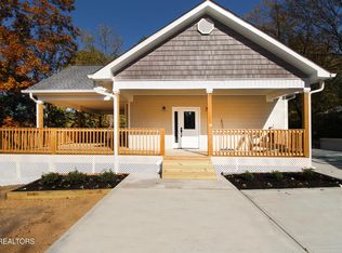 2360 Mealer Rd, Lenoir City, TN 37771