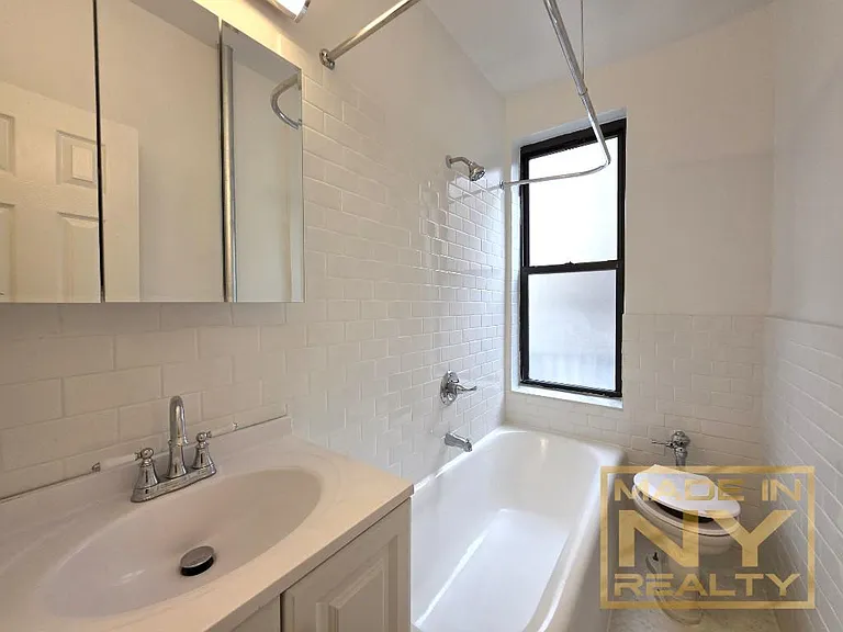 45-14 39th Pl #B1 — Photo 6