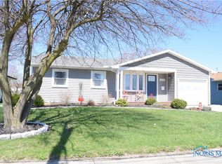 3305 Starr Ave, Oregon, OH 43616