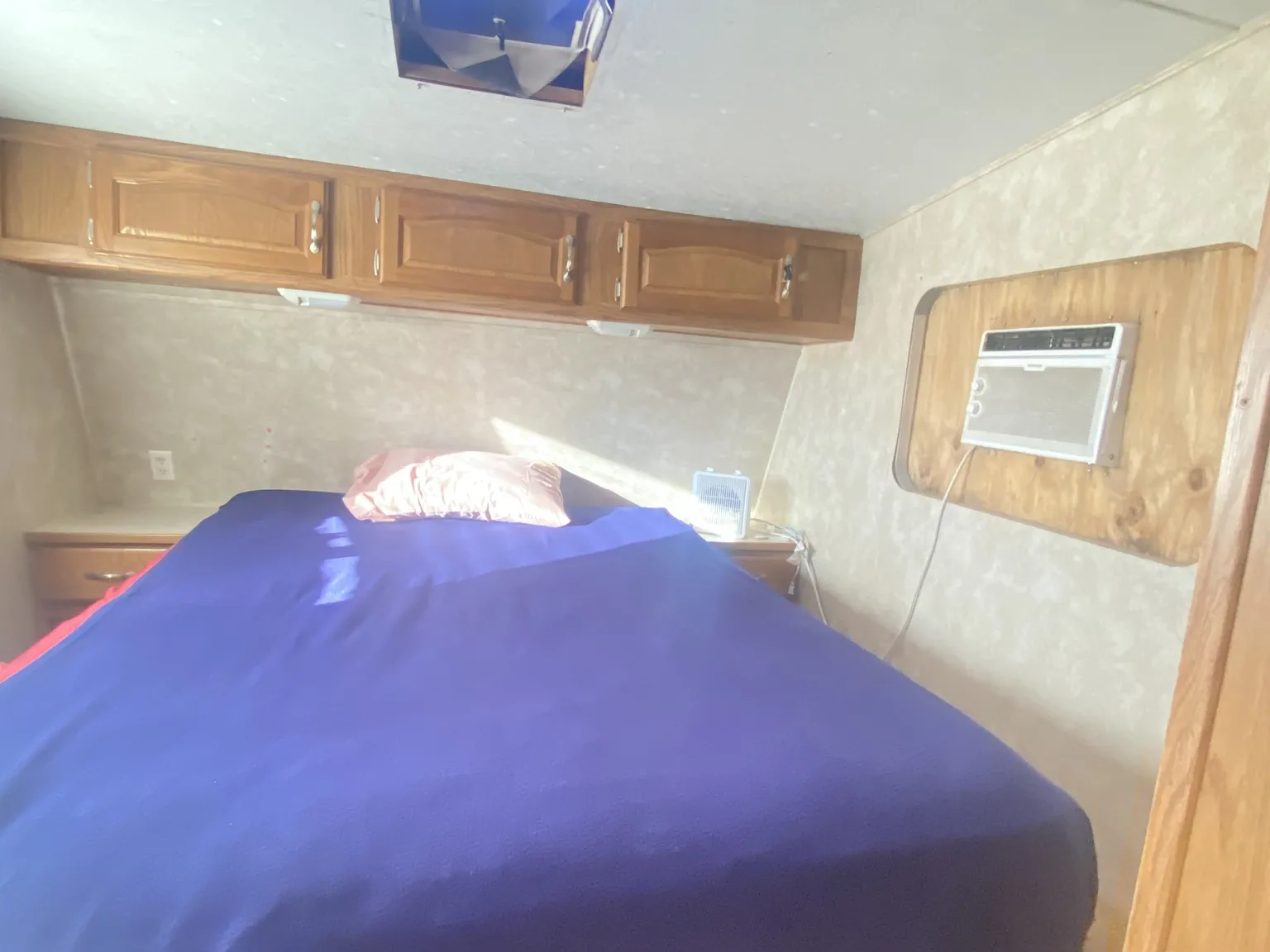 907 N Roy Orbison Dr — Photo 2