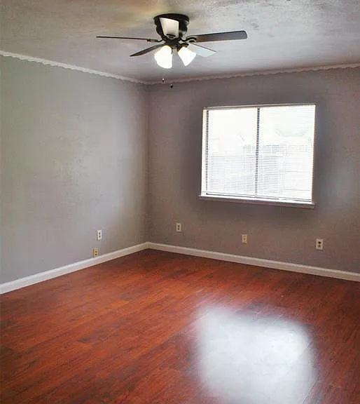 5528 Adams Dr — Photo 11