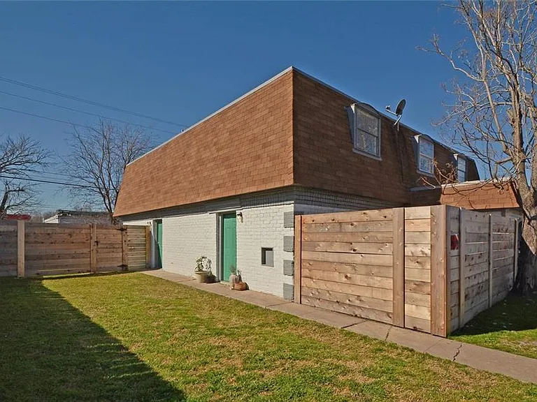 1825 Wooten Park Dr #101 — Photo 21