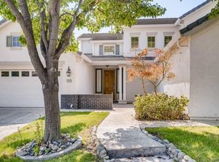 2616 E Windrim Ct, Elk Grove, CA