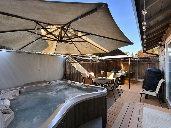 5th image of 2612 Mimosa Street