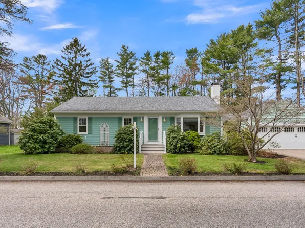 3 Whitney Road, Falmouth, ME 04105
