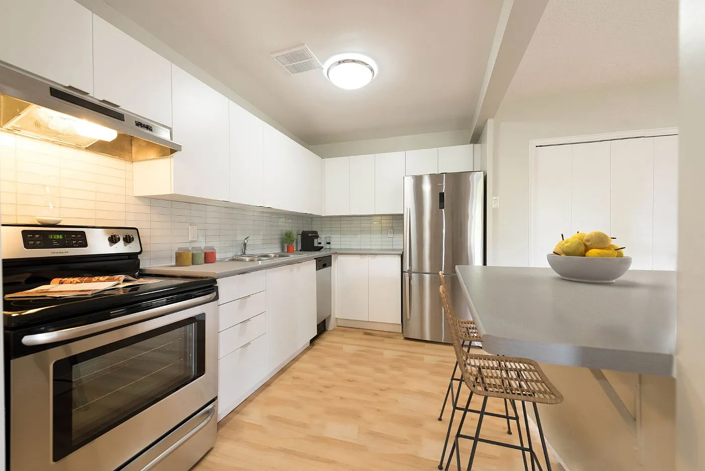 Anchorage Apartments — Photo 3