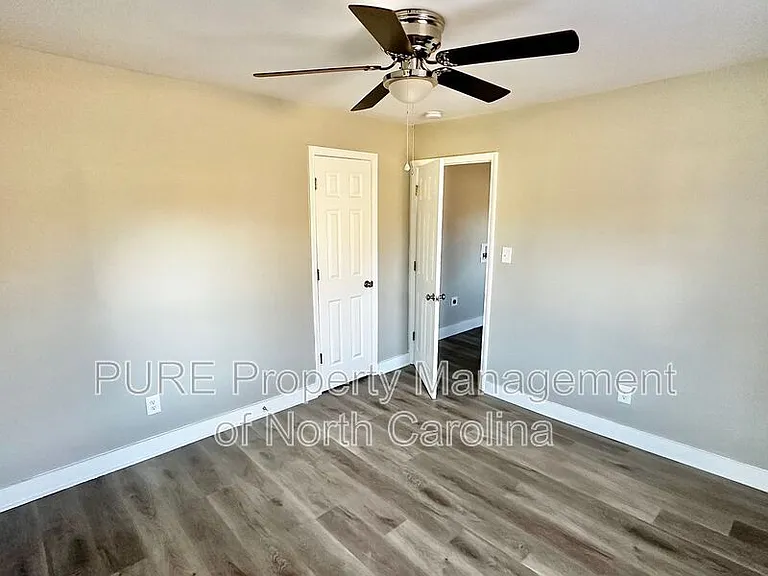 920 Holt St — Photo 13