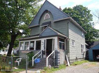 1201 James St, Kalamazoo, MI 49001