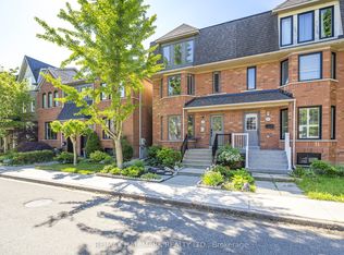 125 Viella St, Toronto, ON M6N 5C7