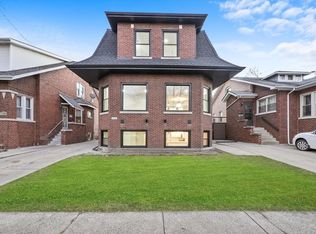4825 W Oakdale Ave, Chicago, IL 60641