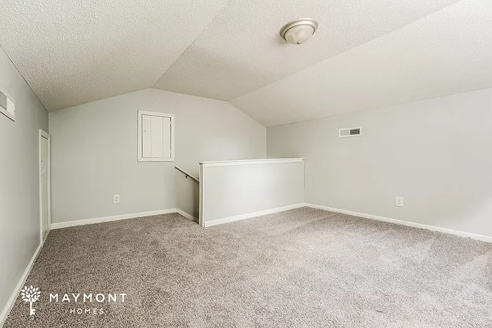 109 Terry Ave — Photo 10