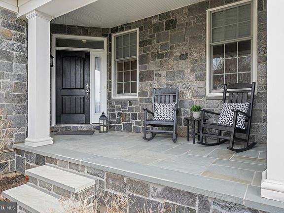 3rd image of 3860 Meadow View Farm Rd