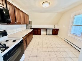 10 Timothy Ave