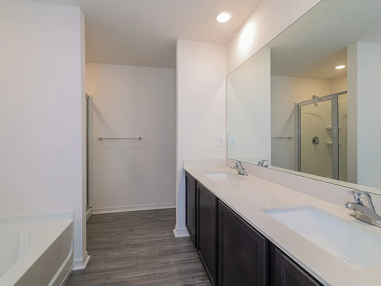 313 Kensington View Dr — Photo 11