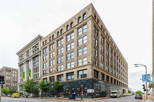 1st image of 901-907 Washington Ave #206