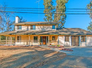 29810 Robles Ln, Valley Center, CA 92082