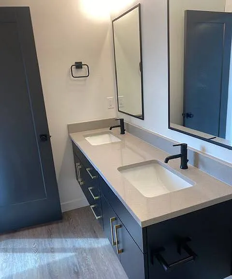 493 W 620 N #123 — Photo 3