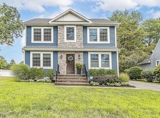 14 Rose Ter, Clark, NJ 07066