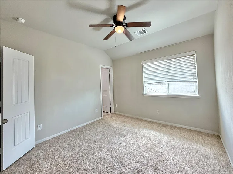 8002 Mesquite Hill Ln — Photo 24