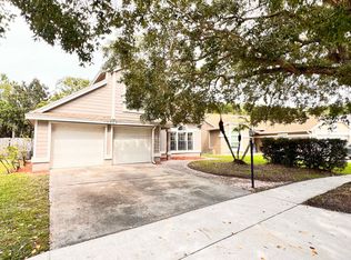 10207 Comfort Cir, Orlando, FL 32825