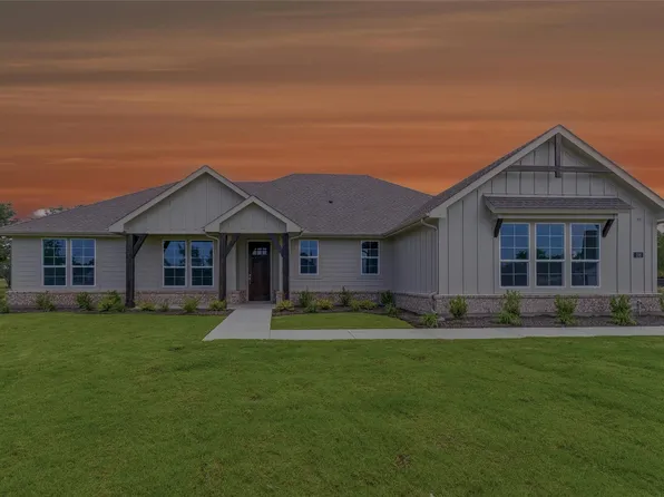 156 Oak Grove Way, Springtown, TX 76082