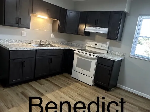 920 N Detroit St #22, Xenia, OH 45385