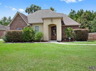 14487 Lake Meadows Ct, Gonzales, LA 70737