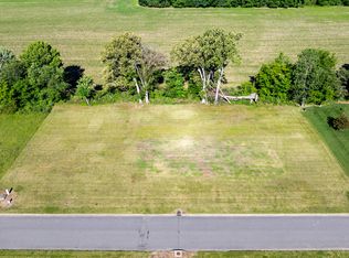 50 & 51 Belle Meade Dr, Murray, KY 42071