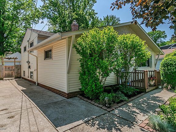 2nd image of 29312 Nehls Park Dr